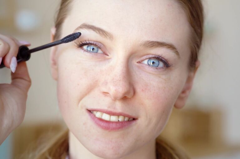 eyelash